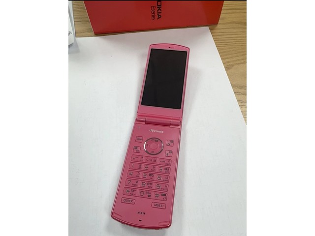 Used Rare NEC NTT docomo N-01F Pink 8MP AF Unlocked Japanese 3G
