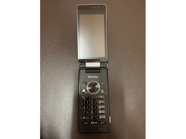 Sharp AQUOS SHOT SoftBank 945SH Black Japan SIM Locked 3G Flip