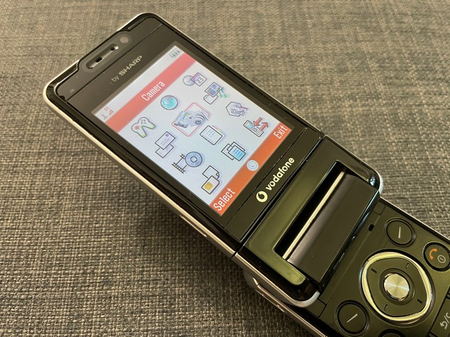 Vodafone　903SH美品 Used Rare SHARP Vodafone 903SH Black SX833 FW Unlocked 3G